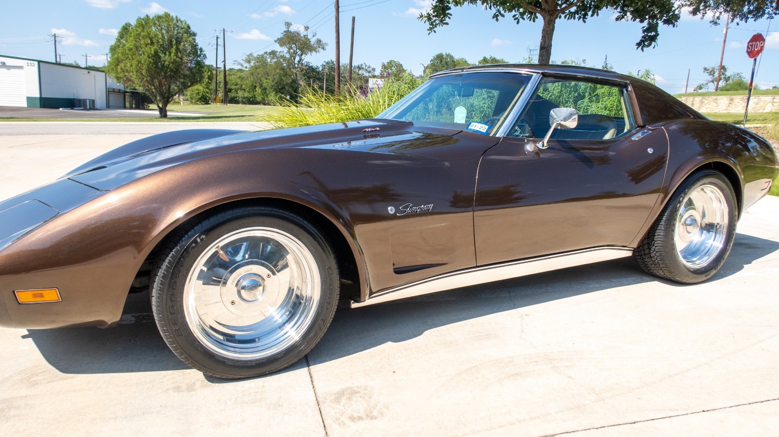 Chevrolet-Corvette-1974-Coupe-1