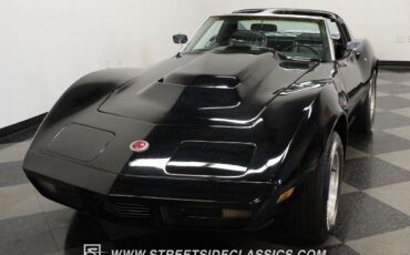 Chevrolet-Corvette-1974-Coupe-16
