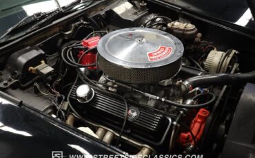 Chevrolet-Corvette-1974-Coupe-31