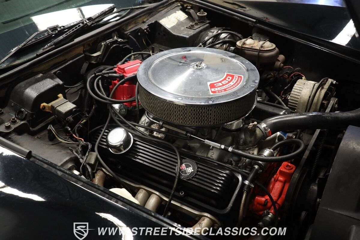 Chevrolet-Corvette-1974-Coupe-31