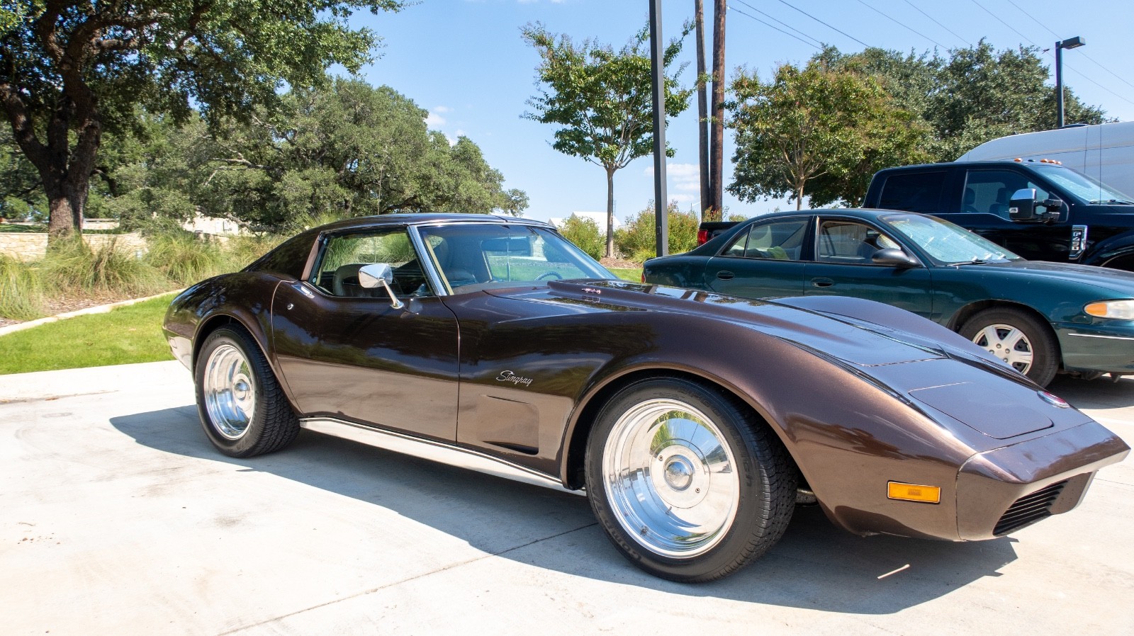 Chevrolet-Corvette-1974-Coupe-7
