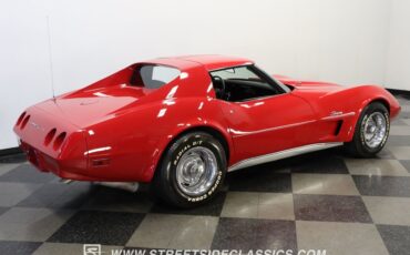 Chevrolet-Corvette-1974-Red-Black-10