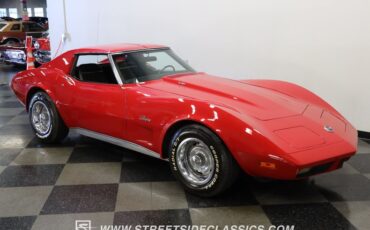 Chevrolet-Corvette-1974-Red-Black-12