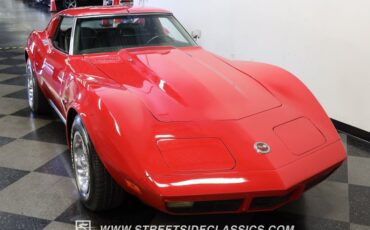 Chevrolet-Corvette-1974-Red-Black-13