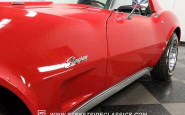 Chevrolet-Corvette-1974-Red-Black-20
