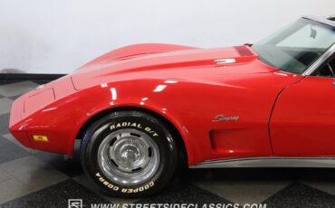 Chevrolet-Corvette-1974-Red-Black-21