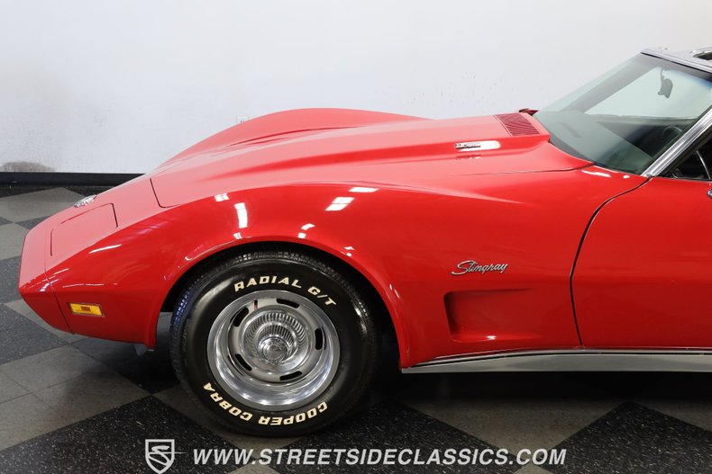 Chevrolet-Corvette-1974-Red-Black-21
