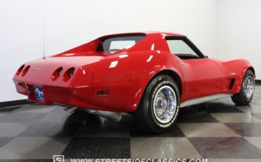 Chevrolet-Corvette-1974-Red-Black-24