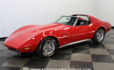 Chevrolet-Corvette-1974-Red-Black-4