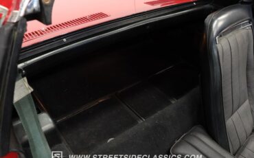 Chevrolet-Corvette-1974-Red-Black-42