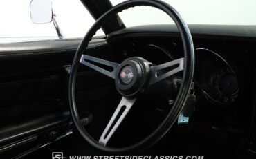 Chevrolet-Corvette-1974-Red-Black-46