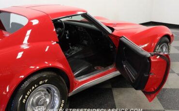 Chevrolet-Corvette-1974-Red-Black-49