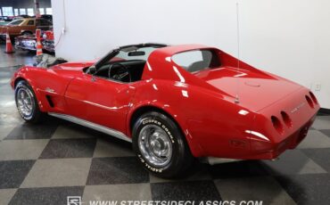Chevrolet-Corvette-1974-Red-Black-5