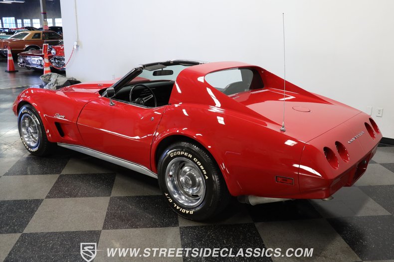 Chevrolet-Corvette-1974-Red-Black-5