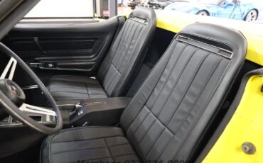 Chevrolet-Corvette-1975-Convertible-14