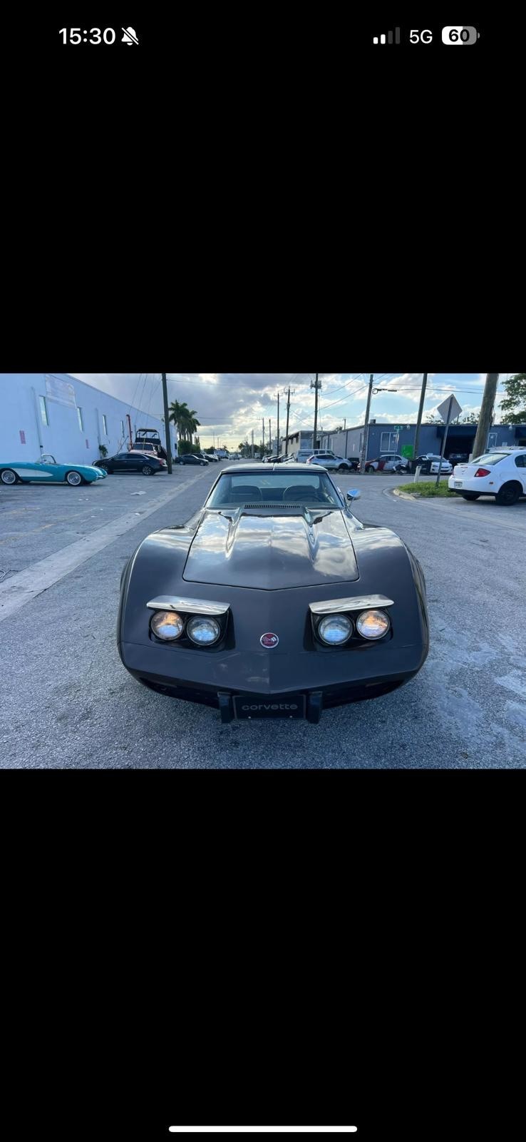 Chevrolet-Corvette-1975-Coupe-10
