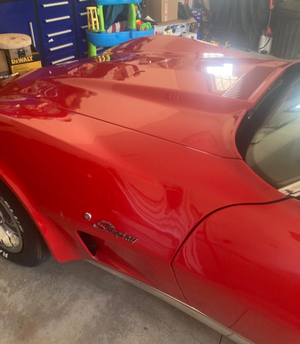 Chevrolet-Corvette-1976-23