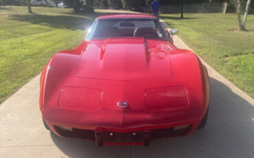 Chevrolet-Corvette-1976-6