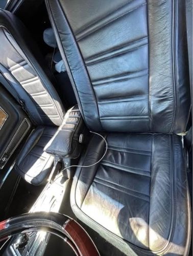 Chevrolet-Corvette-1976-Black-Black-4