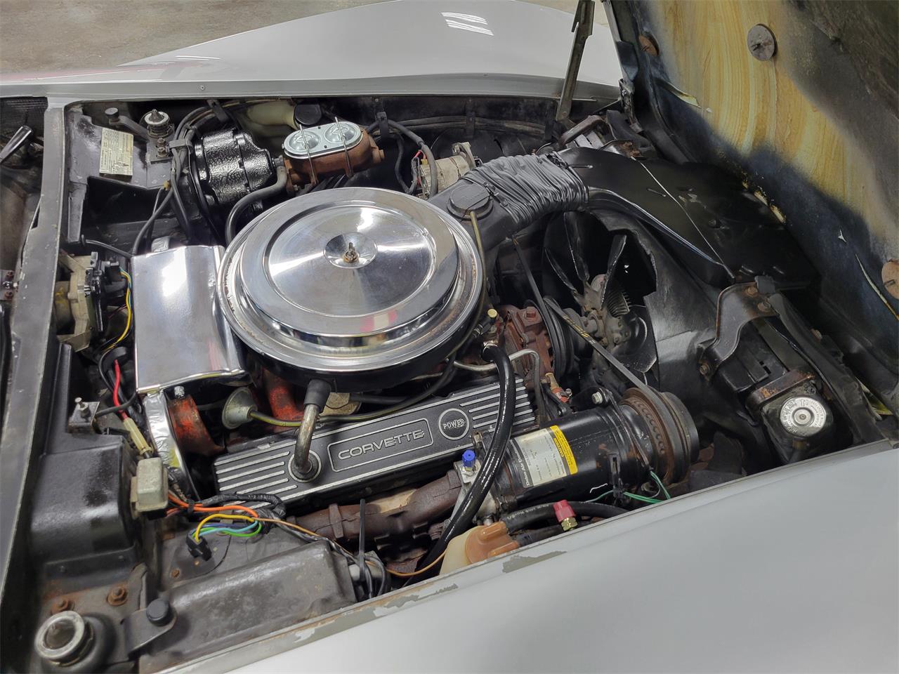 Chevrolet-Corvette-1976-Silver-Black-20