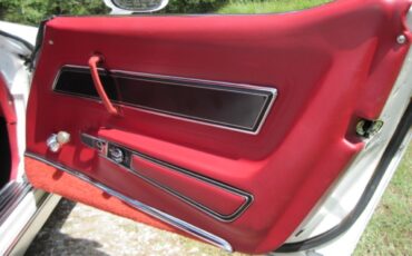 Chevrolet-Corvette-1977-Coupe-2