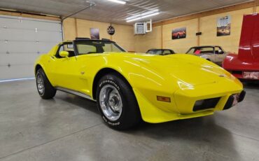 Chevrolet-Corvette-1977-Yellow-Black-31