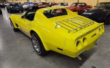 Chevrolet-Corvette-1977-Yellow-Black-33