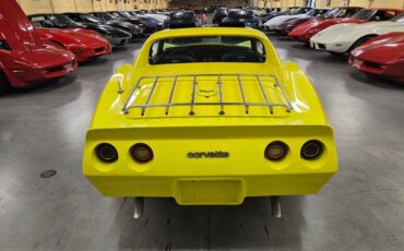 Chevrolet-Corvette-1977-Yellow-Black-34