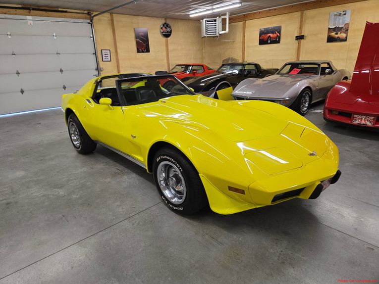 Chevrolet-Corvette-1977-Yellow-Black-41