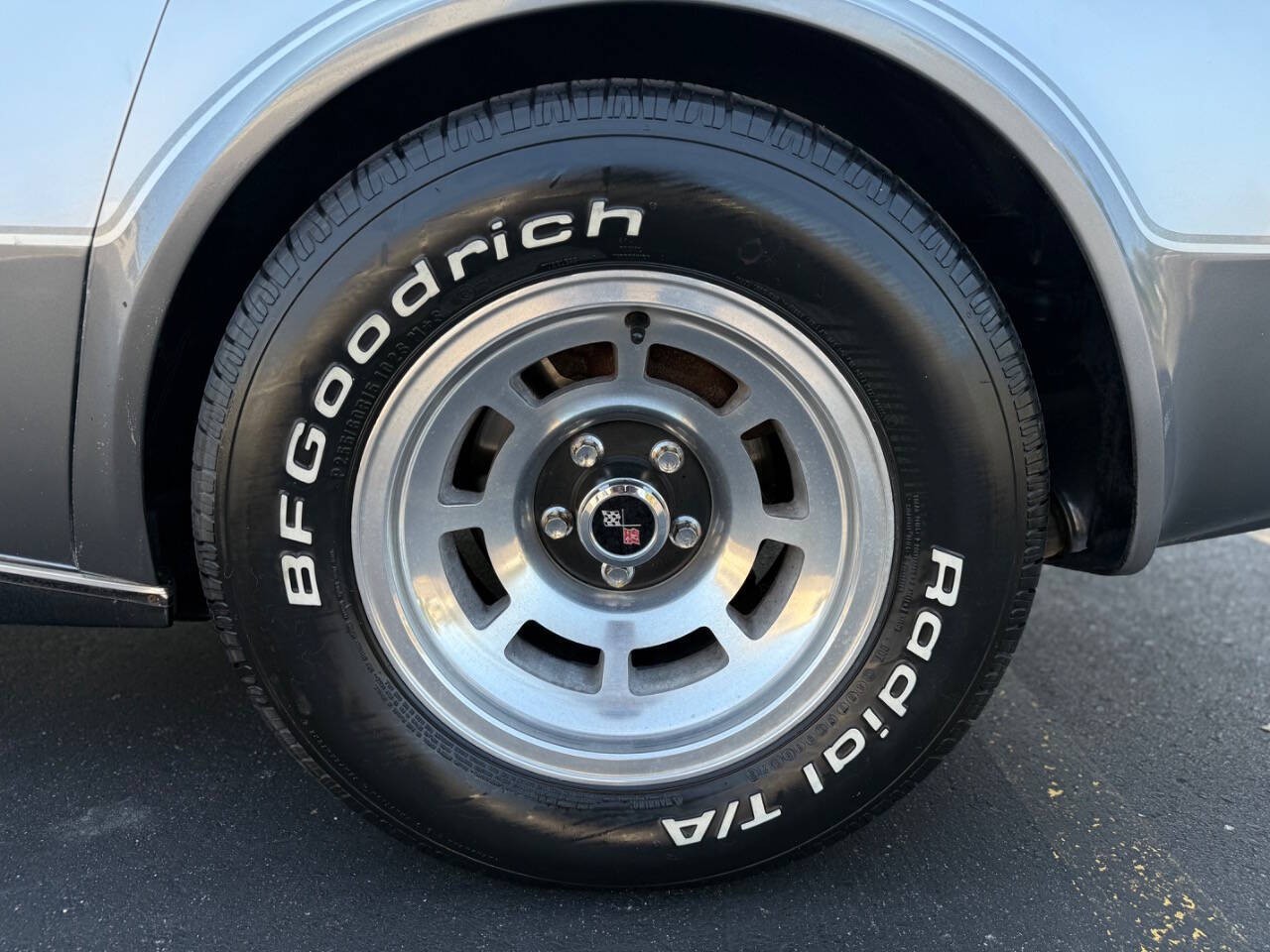 Chevrolet-Corvette-1978-Coupe-13