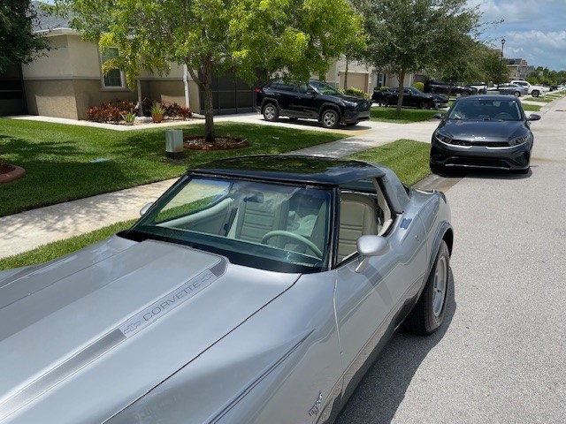 Chevrolet-Corvette-1978-Coupe-23