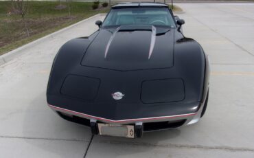 Chevrolet-Corvette-1978-Coupe-3