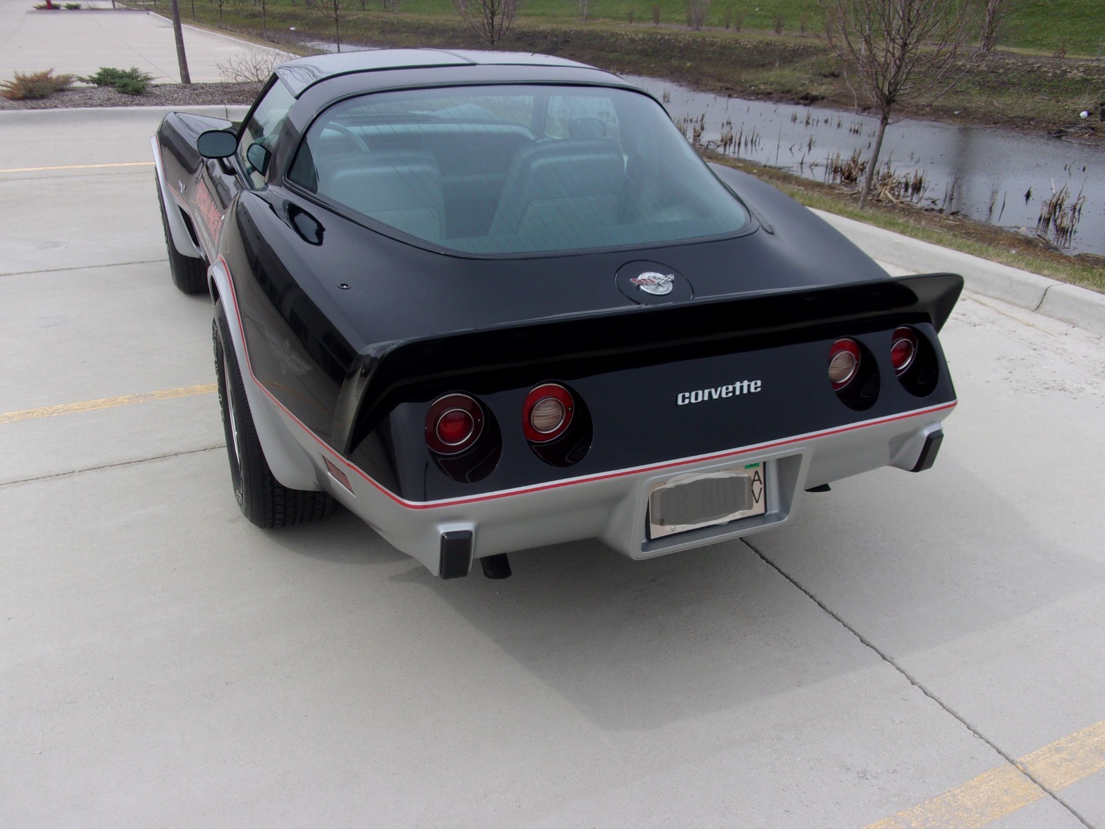 Chevrolet-Corvette-1978-Coupe-5