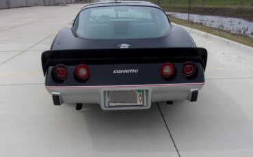 Chevrolet-Corvette-1978-Coupe-6