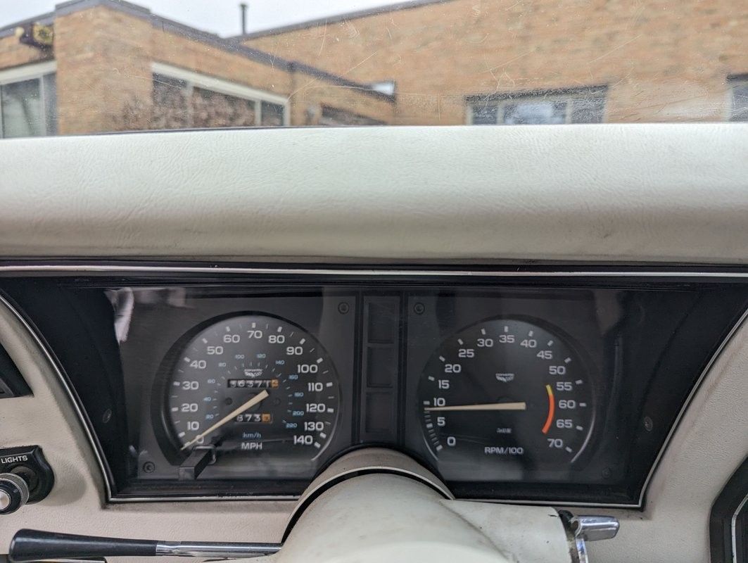 Chevrolet-Corvette-1979-22