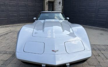 Chevrolet-Corvette-1979-Coupe-1