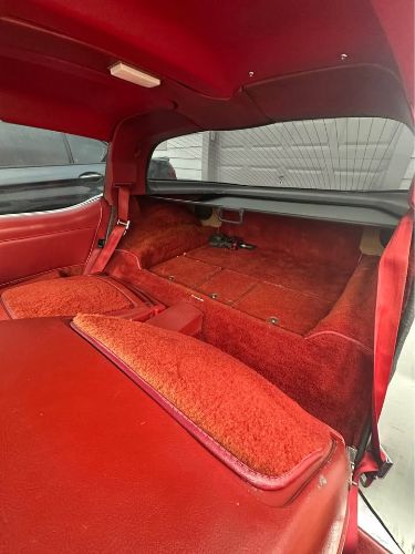 Chevrolet-Corvette-1979-Gray-Red-1