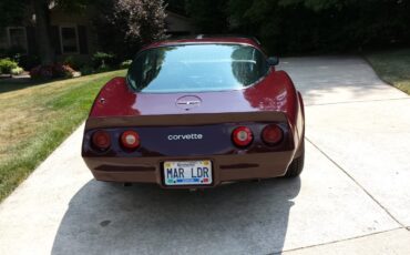 Chevrolet-Corvette-1980