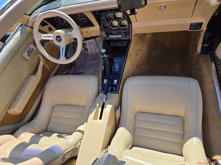 Chevrolet-Corvette-1980-Black-Tan-1