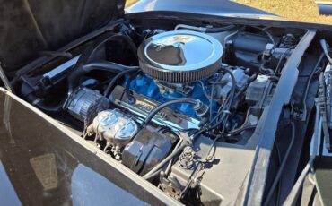 Chevrolet-Corvette-1980-Black-Tan-26