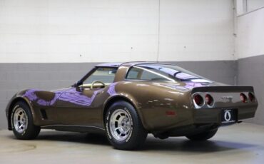 Chevrolet-Corvette-1980-Coupe-13