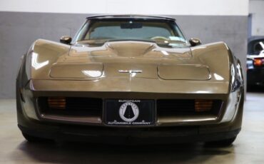 Chevrolet-Corvette-1980-Coupe-14