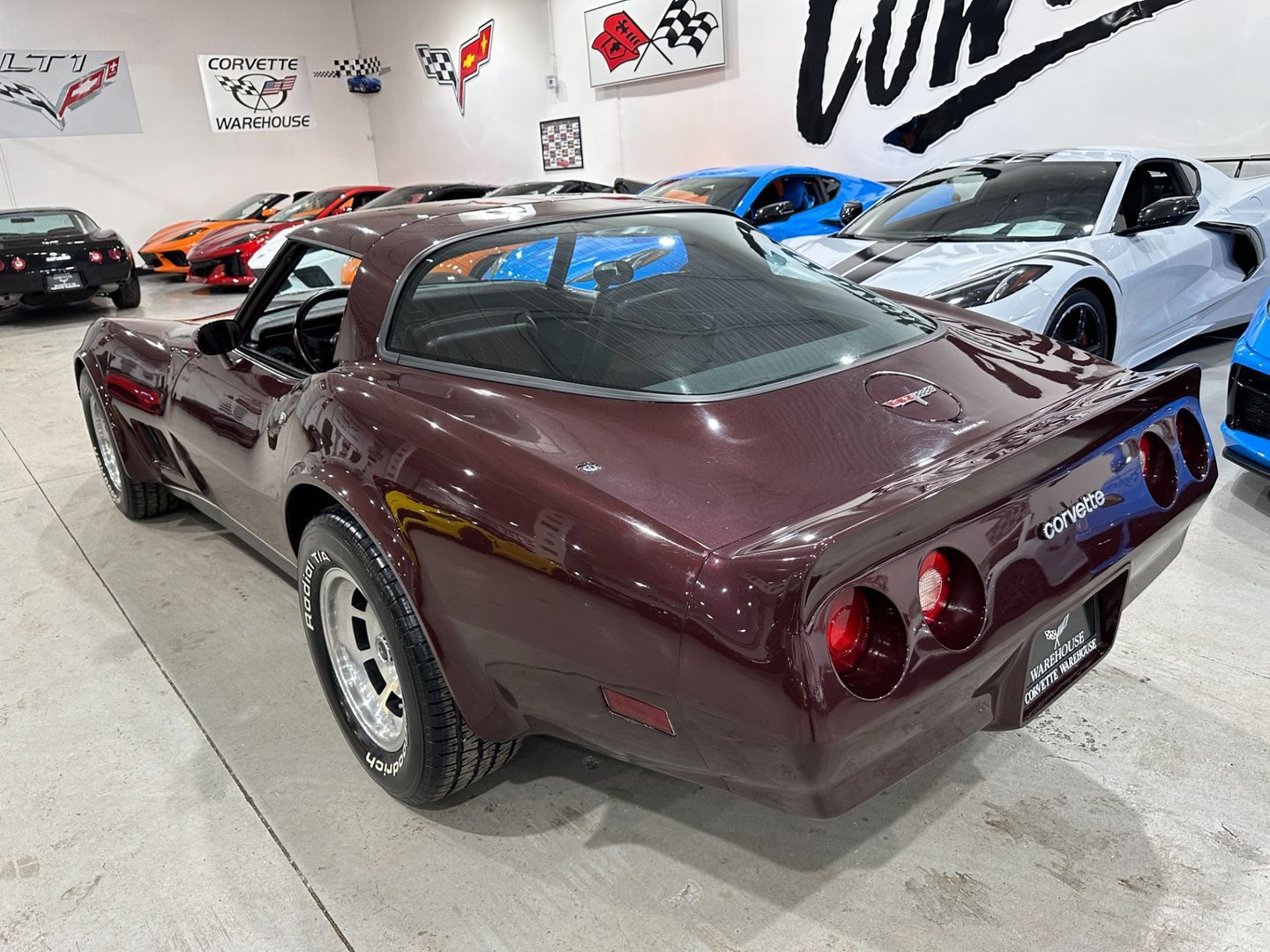 Chevrolet-Corvette-1980-Coupe-2