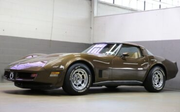 Chevrolet-Corvette-1980-Coupe