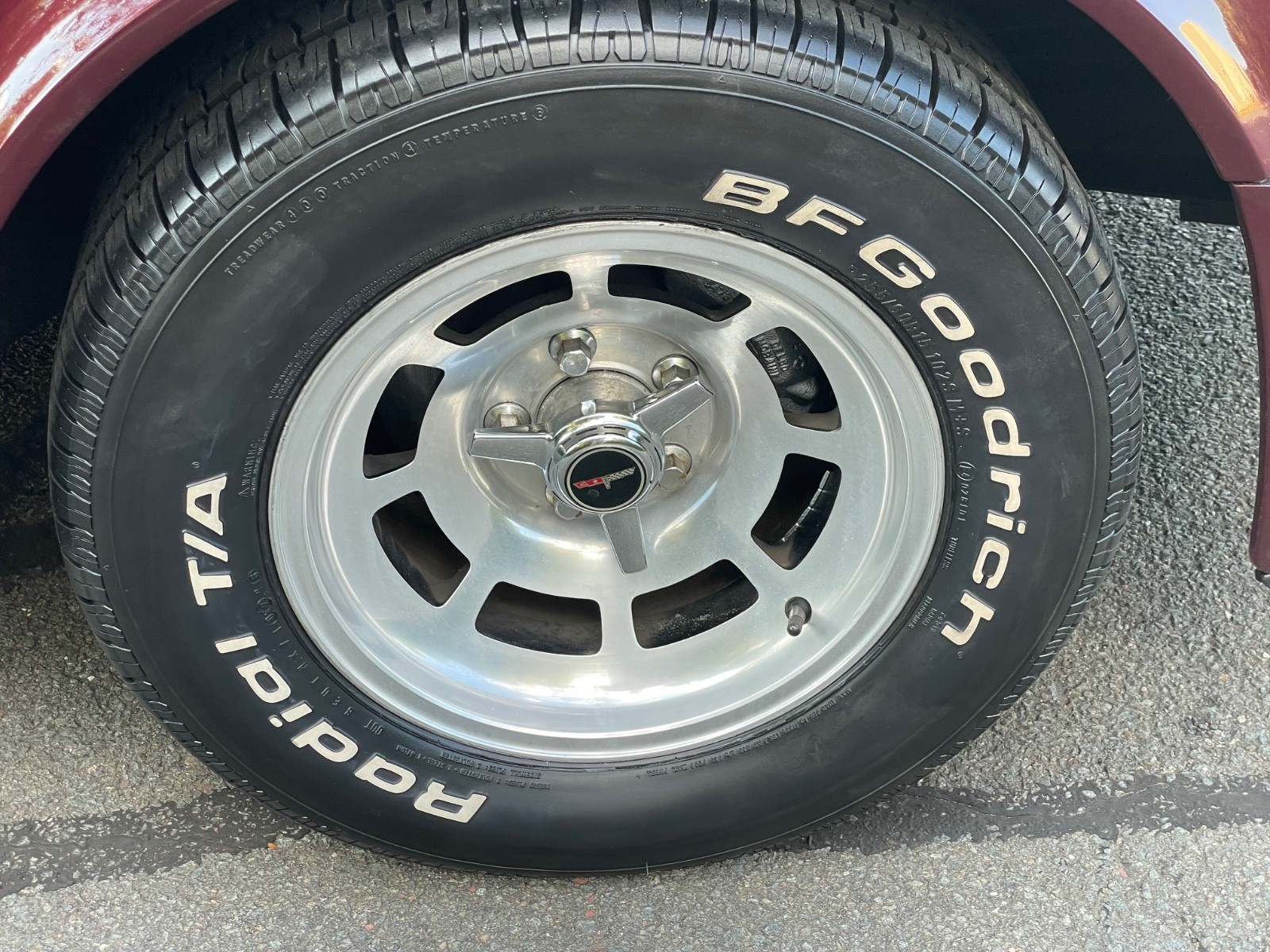 Chevrolet-Corvette-1981-Coupe-13