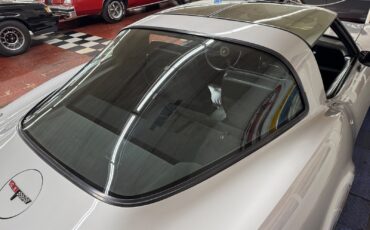 Chevrolet-Corvette-1981-Coupe-18