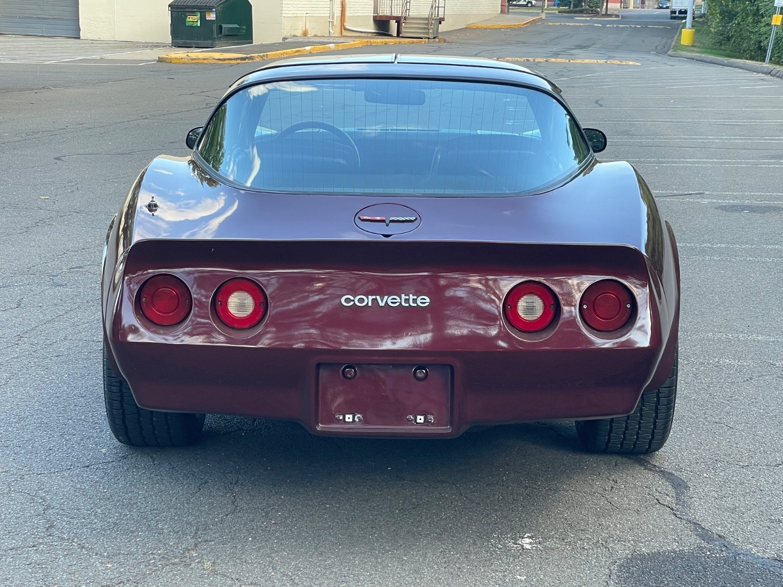 Chevrolet-Corvette-1981-Coupe-5