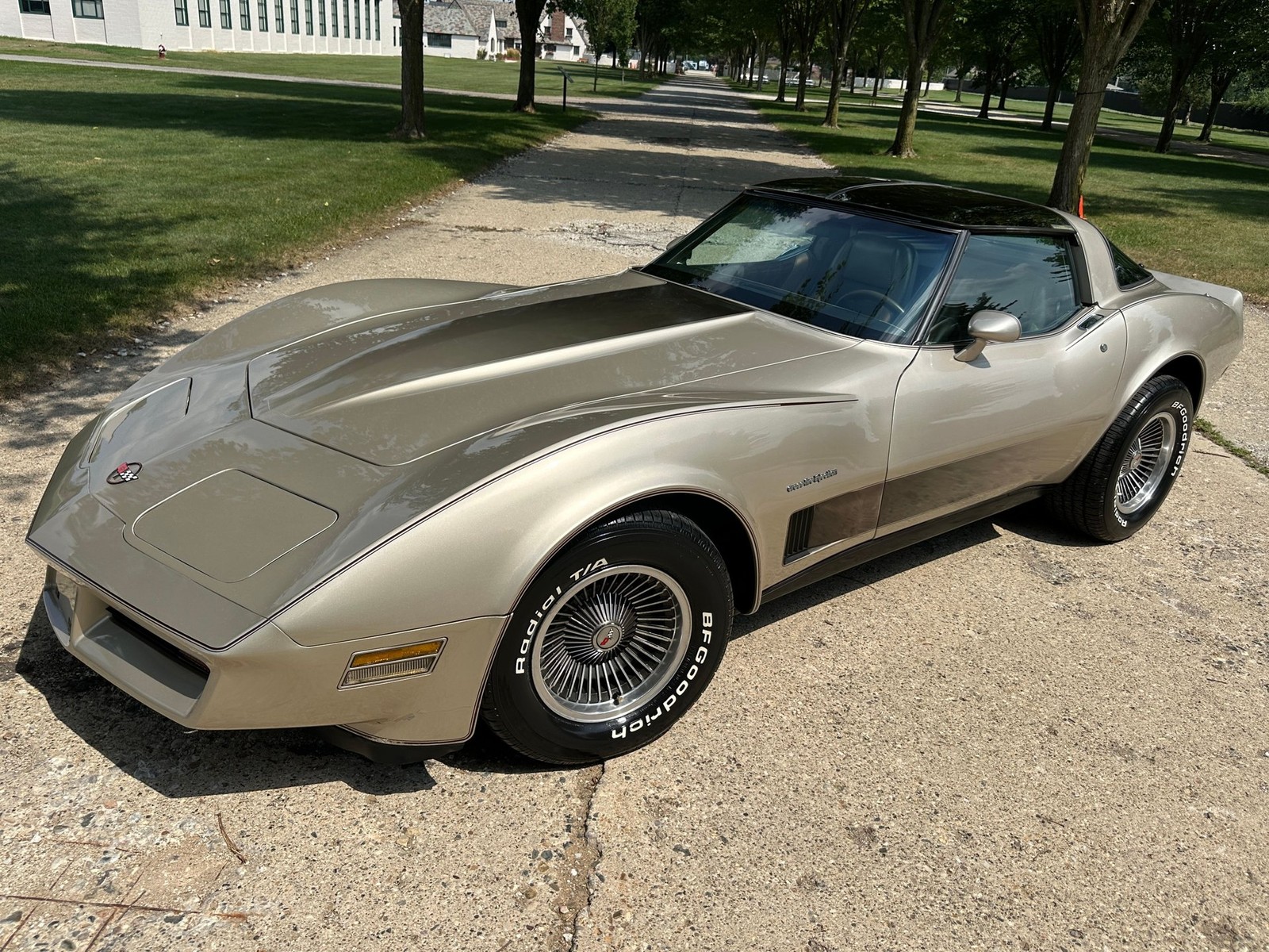 Chevrolet Corvette 1982