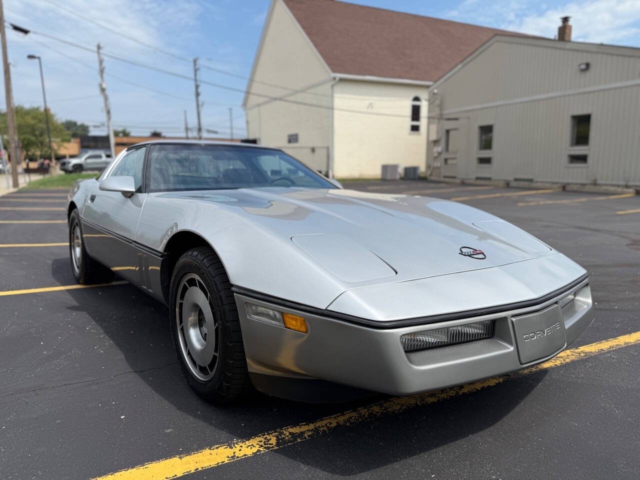 Chevrolet-Corvette-1984-Hatchback-11