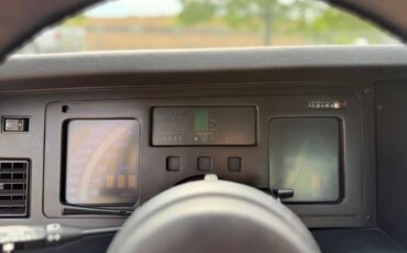 Chevrolet-Corvette-1984-Hatchback-35
